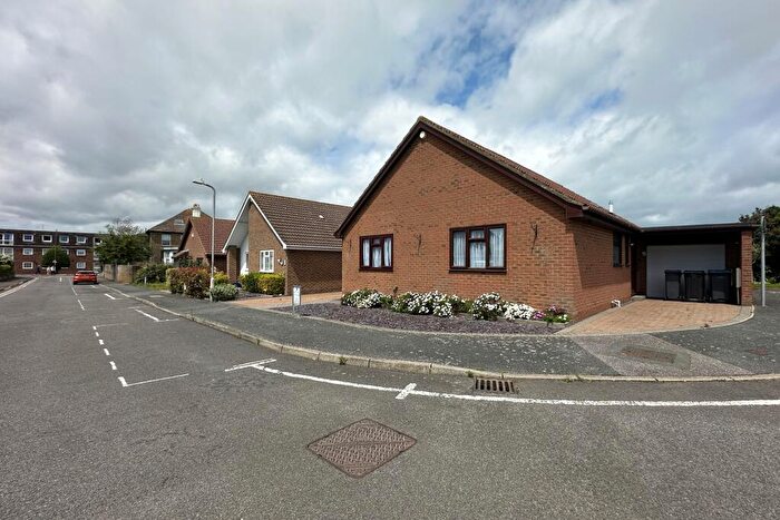 3 Bedroom Detached House For Sale In Astor Drive, Deal, CT14
