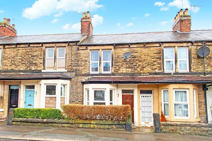 2 Bedroom Terraced House For Sale In Regent Avenue, Harrogate, HG1
