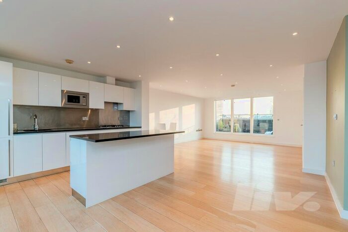 3 Bedroom Penthouse To Rent In Abbey Road, St Johns Wood, NW8