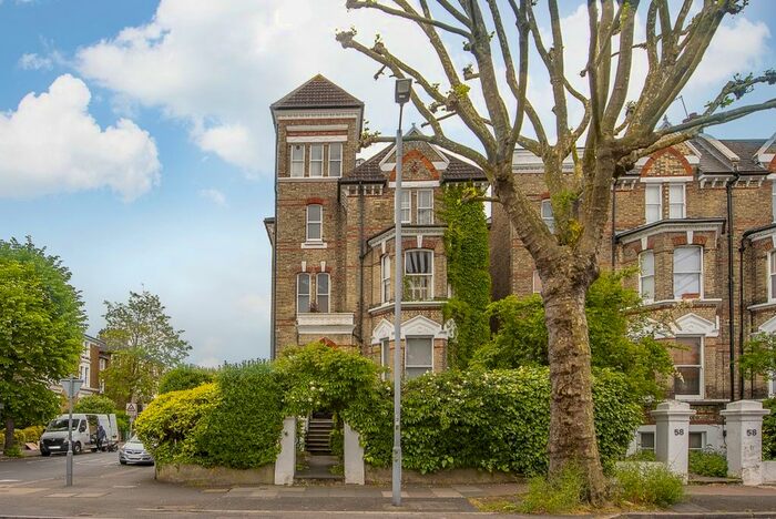 1 Bedroom Flat To Rent In Maple Road, Surbiton, KT6