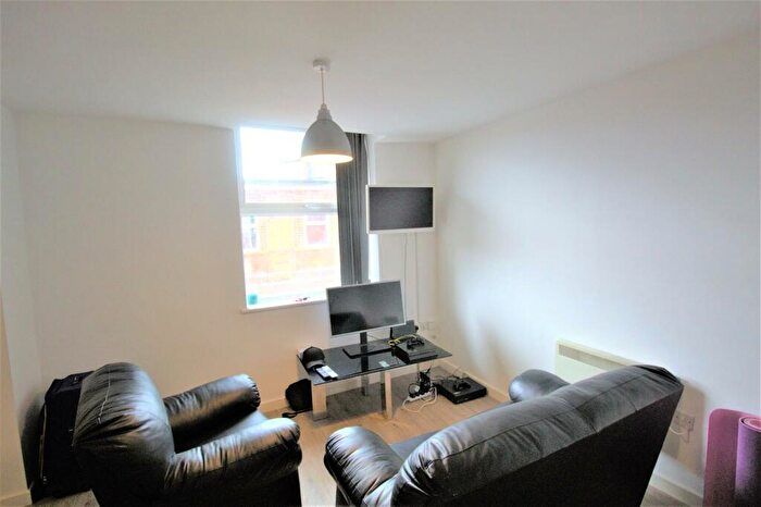 2 Bedroom Apartment To Rent In Apt Wheatsheaf Works, S2