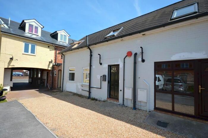 2 Bedroom Terraced House To Rent In South Street, Pennington, Lymington, Hampshire, SO41