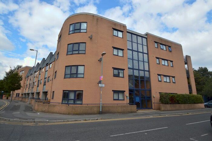 2 Bedroom Flat To Rent In Bold Street, Hulme, Manchester, M15