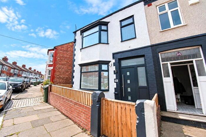 3 Bedroom End Of Terrace House For Sale In Gorsefield Road, Prenton, Birkenhead, CH42