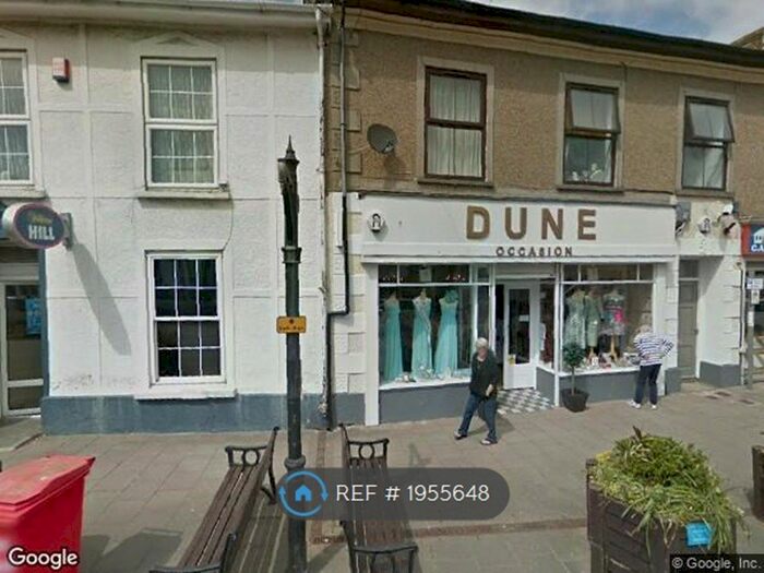 2 Bedroom Flat To Rent In Fore Street, Hayle, TR27