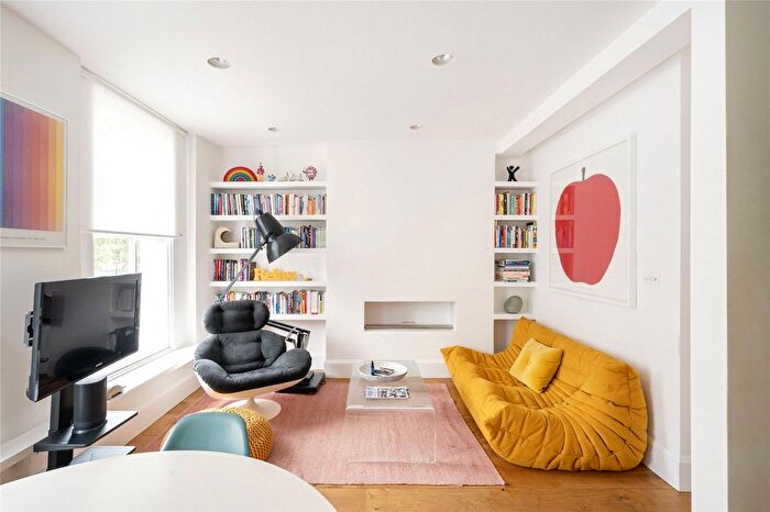 2 Bedroom Flat To Rent In Golborne Road, London, W10