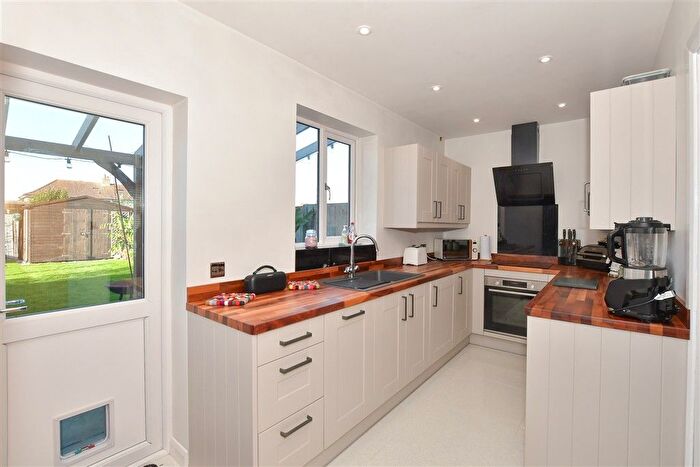 2 Bedroom Terraced House For Sale In Kings Road, Canterbury, Kent, CT3
