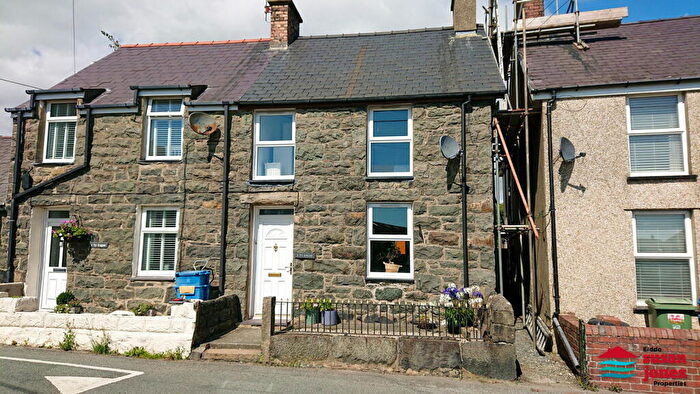 2 Bedroom Semi-Detached House For Sale In Chwilog, Pwllheli, LL53