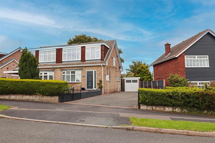 3 Bedroom House For Sale In Peveril Crescent, West Hallam, DE7