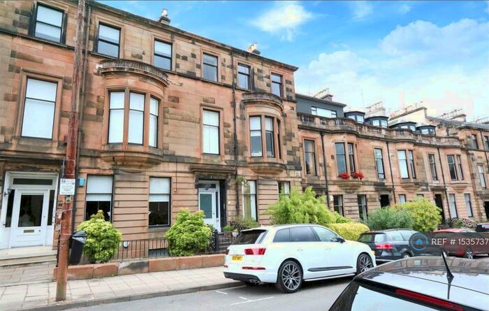 3 Bedroom Flat To Rent In Victoria Crescent Road, Glasgow, G12