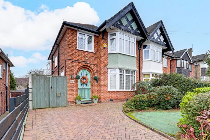 3 Bedroom Semi Detached House For Sale In Burnside Drive, Bramcote, NG9