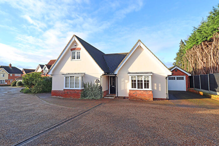 4 Bedroom Chalet For Sale In The Drift, Capel St. Mary, IP9