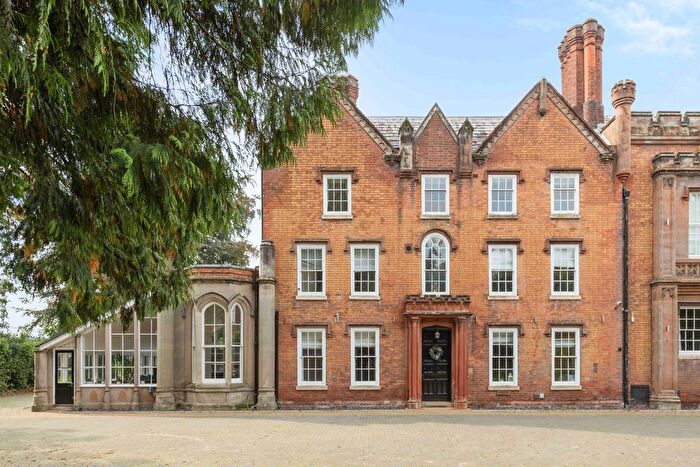 7 Bedroom Semi-Detached House For Sale In Malvern Road Worcester, Worcestershire, WR2