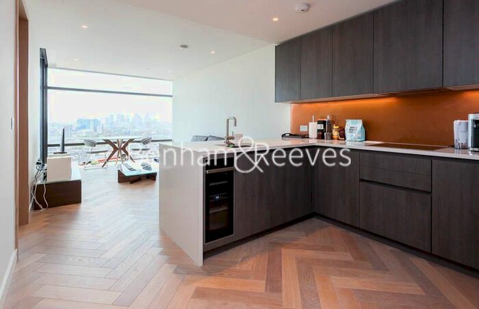1 Bedroom Flat To Rent In Worship Street, Principal Tower, Liverpool Street, City, EC2A