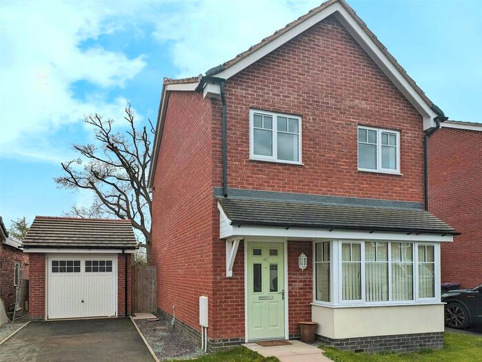 3 Bedroom Detached House To Rent In Barley Meadows, Llanymynech, Shropshire, SY22