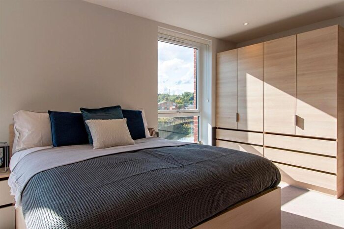 Studio To Rent In Hawkins Road, Colchester, CO2