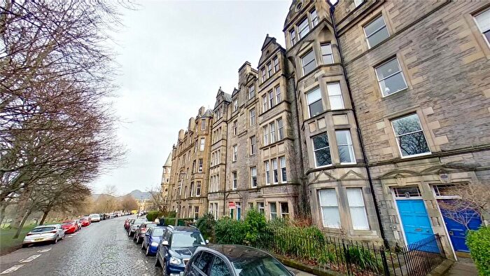 3 Bedroom Flat To Rent In Warrender Park Terrace, Edinburgh, EH9