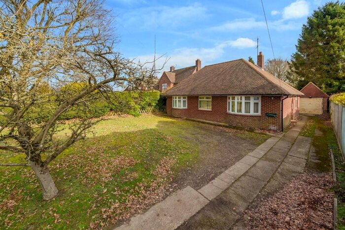 3 Bedroom Detached Bungalow For Sale In Sandyhurst Lane, Ashford, TN25