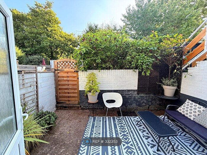 1 Bedroom Flat To Rent In Everest Avenue, Cardiff, CF14