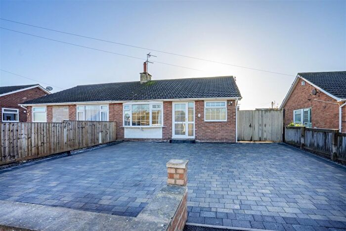 2 Bedroom Bungalow To Rent In Furness Drive, Rawcliffe, York, YO30