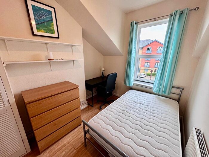 7 Bedroom Town House To Rent In Castle Boulevard, City Centre, NG7