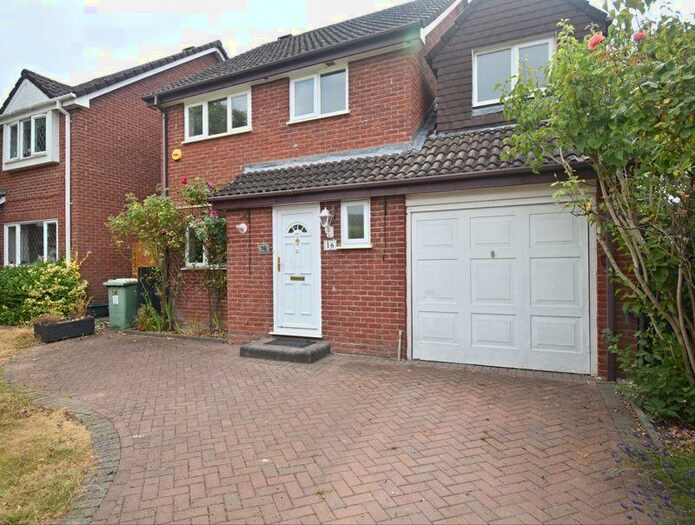 4 Bedroom Detached House To Rent In Kimber Close, Basingstoke, RG24