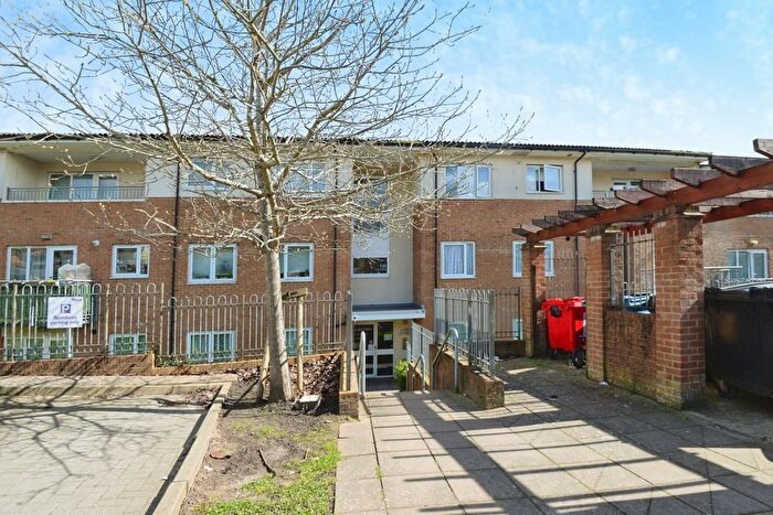 1 Bedroom Flat To Rent In Windrush Drive, High Wycombe, HP13