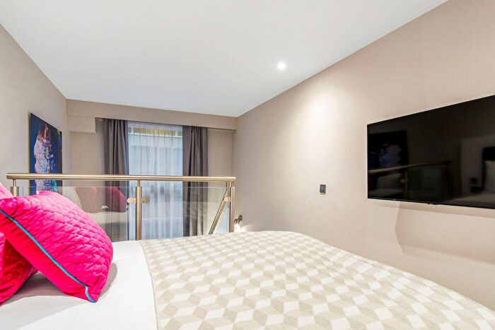 1 Bedroom Private Hall To Rent In Beaumont Fee, Lincoln, LN1