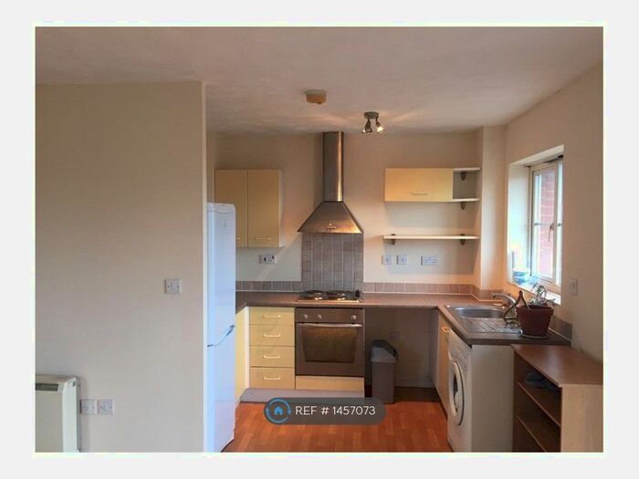 2 Bedroom Flat To Rent In Joseph Hardcastle Close, London, SE14