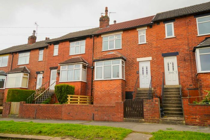 3 Bedroom Terraced House To Rent In Aston Place, Bramley, Leeds, LS13