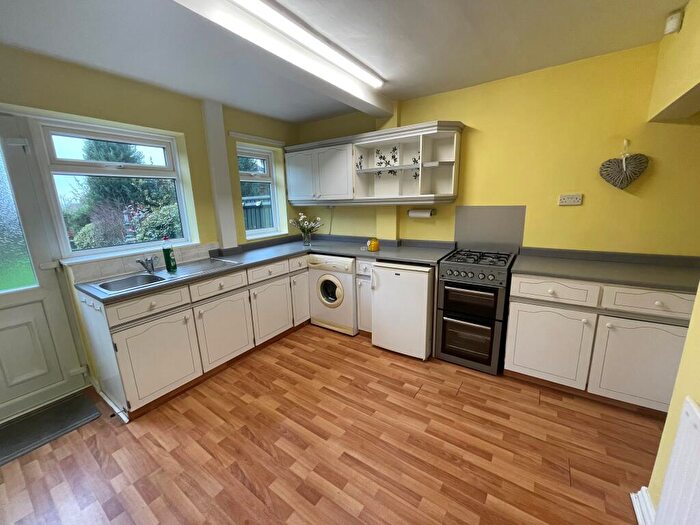 3 Bedroom House To Rent In Weoley Castle Road, Selly Oak, B29