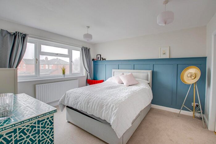 4 Bedroom Detached House For Sale In Newton Road, Bromsgrove, Worcestershire, B60