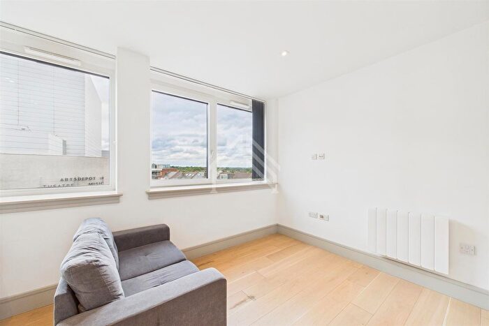 Studio To Rent In Mercantile House, Uxbridge, UB8