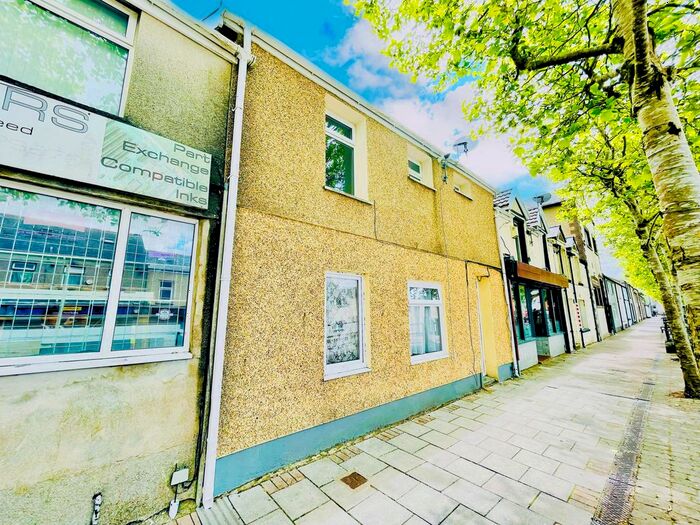 1 Bedroom Flat To Rent In High Street, Rhymney, Tredegar, NP22