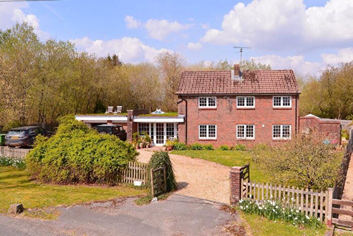 4 Bedroom Detached House To Rent In Honey Lane, Selborne, GU34