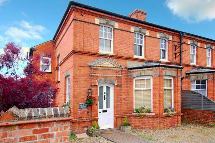 2 Bedroom Maisonette To Rent In Newtown Gardens, Henley-on Thames, RG9