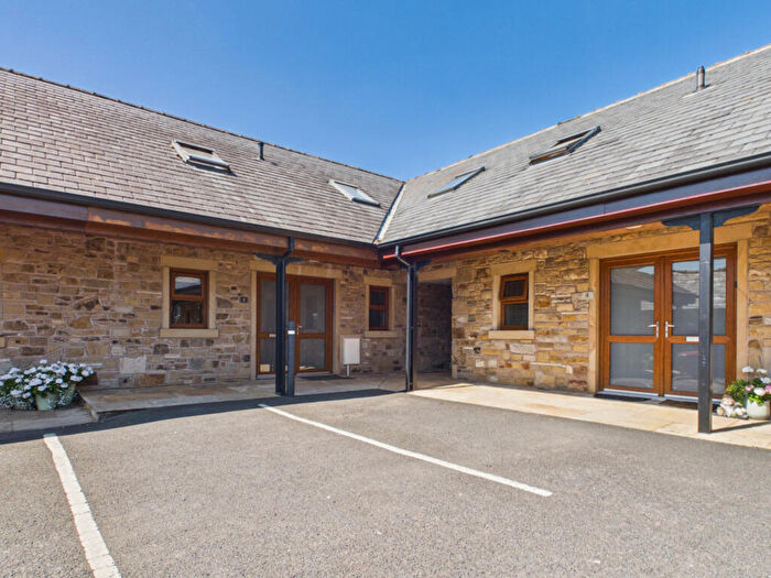 2 Bedroom Mews For Sale In Poultons Farm, Longmoor Lane, Preston, PR3