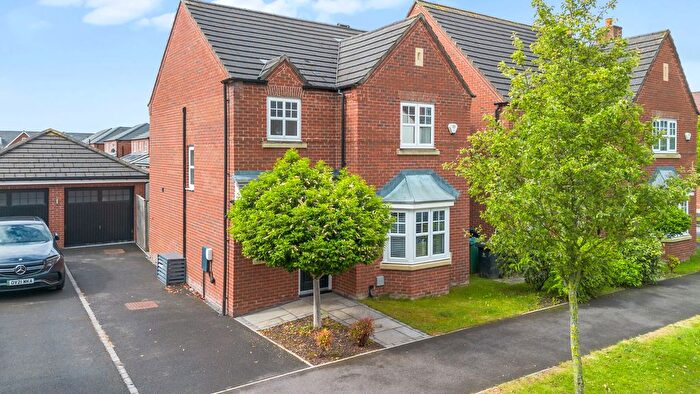 3 Bedroom Detached House To Rent In Commissioner Square, Paddington, WA1