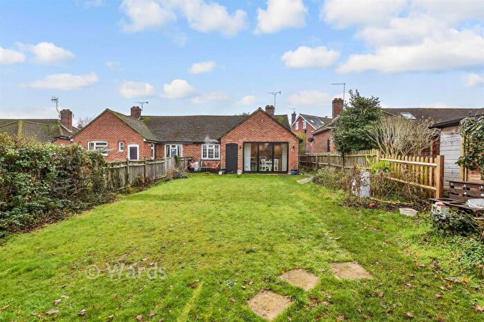 2 Bedroom Semi-Detached Bungalow For Sale In Offham Road, West Malling, Kent, ME19