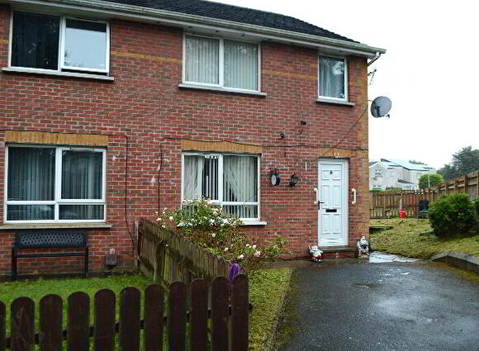 3 Bedroom Semi-Detached House For Sale In Lakeview Court, Craigavon, BT65