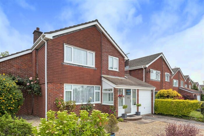 4 Bedroom Detached House For Sale In Usk Place, Parc Gwernfadog, Morriston, Swansea, SA6