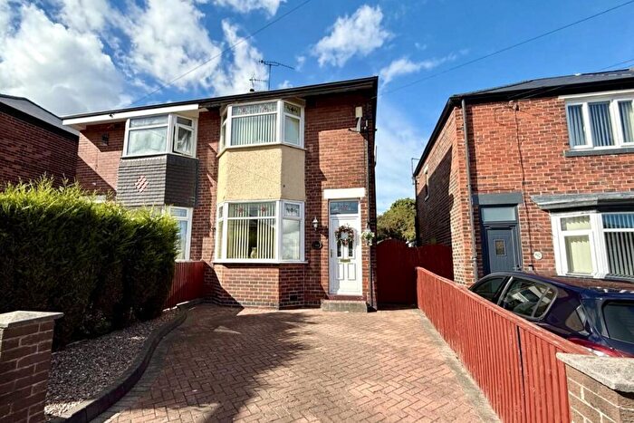 2 Bedroom Semi-Detached House For Sale In Lound Road, Handsworth, Sheffield, S9