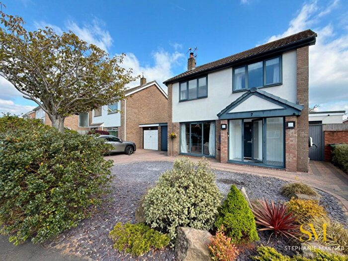 4 Bedroom Link Detached House For Sale In Harington Green, Formby, Liverpool, L37