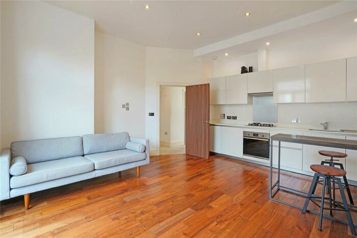 2 Bedroom Apartment To Rent In Agar Grove, London, NW1