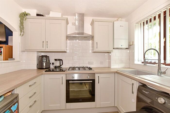 2 Bedroom Semi Detached House For Sale In Willow Way, Sandown, Isle Of Wight, PO36