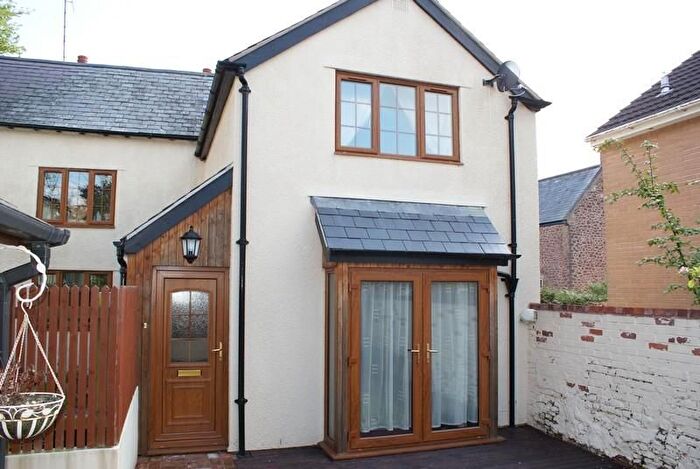 2 Bedroom Cottage To Rent In Commercial Road, Uffculme, Cullompton, Devon, EX15