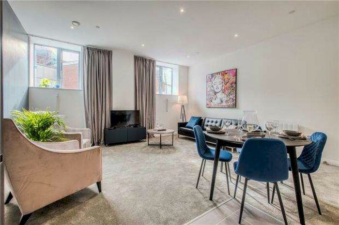 2 Bedroom Flat To Rent In The Co-operative, 18 Corporation Street, Coventry, West Midlands, CV1