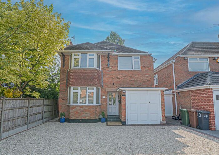 3 Bedroom Detached House For Sale In Milton Road, Bentley Heath, B93