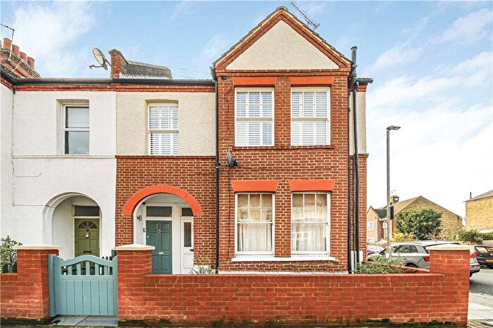2 Bedroom Maisonette To Rent In Tranmere Road, London, SW18