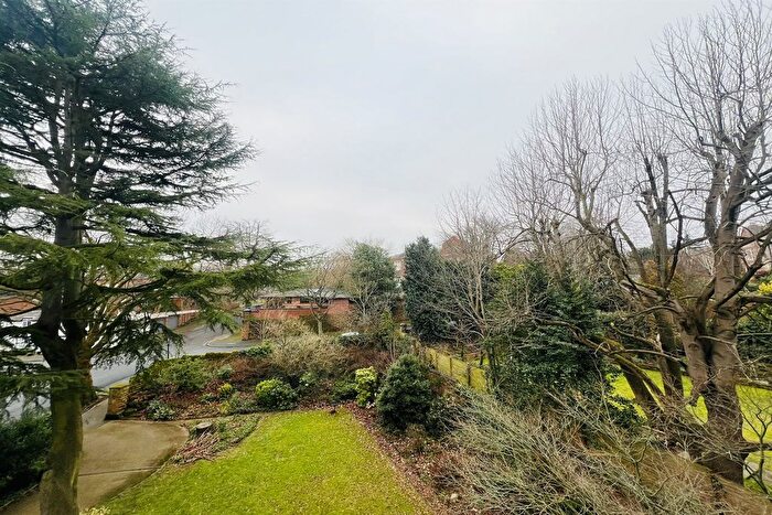 2 Bedroom Flat To Rent In Cedar Lodge, Tunnel Road, The Park, Nottingham, NG7